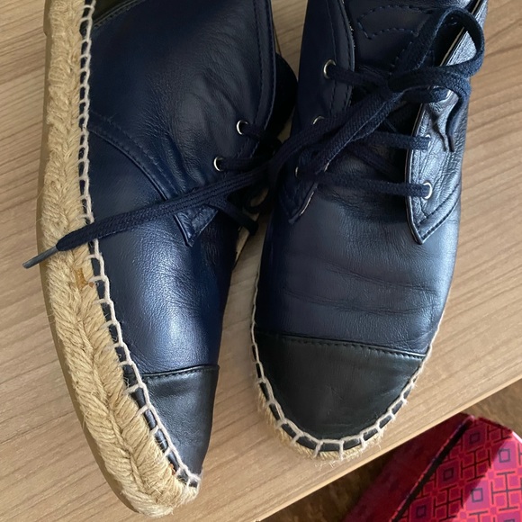 Chanel espadrilles loafers high top lace up - Picture 2 of 13